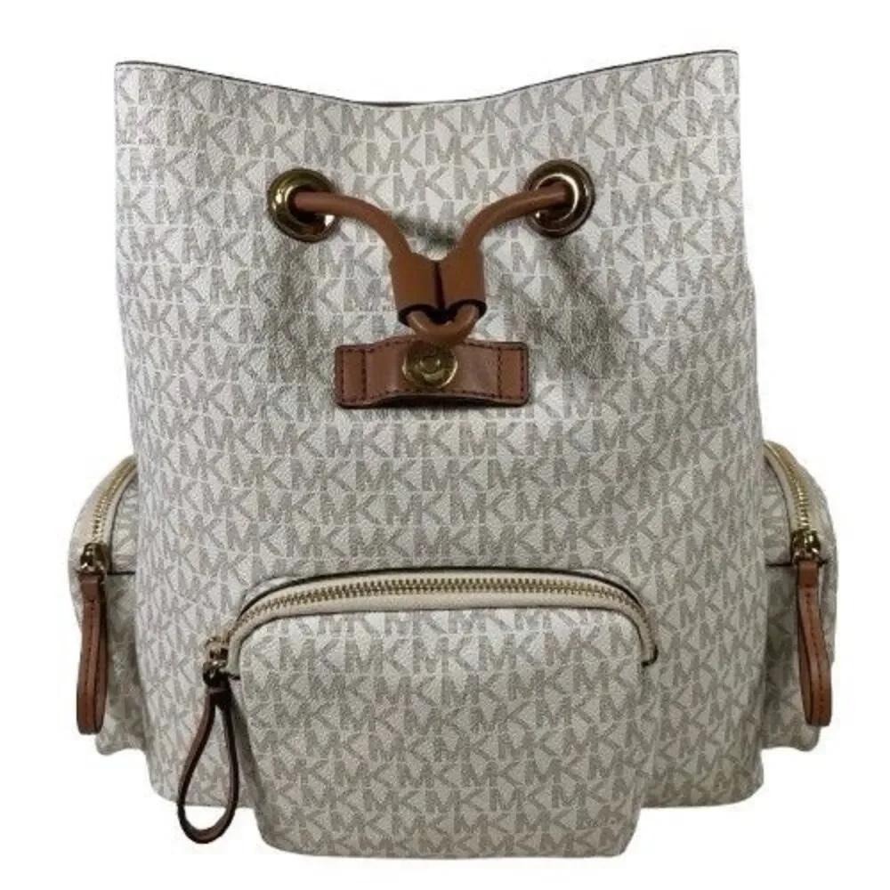 MICHAEL KORS ABBEY Vanilla Large Cargo Signature Backpack Bag 35T9GAYB7B NWOT